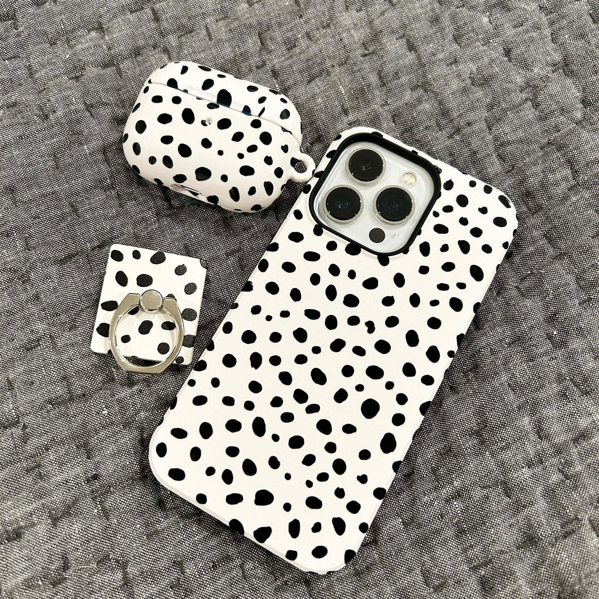 Black Dots AirPods Case - AirPods 3rd Gen